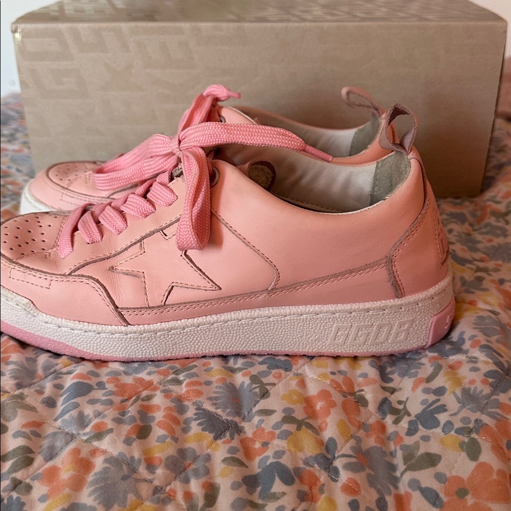 Golden Goose Rose Quartz Women’s Sneaker - Picture 5 of 16